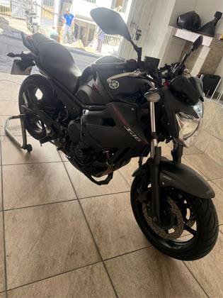 YAMAHA XJ6 N ABS 